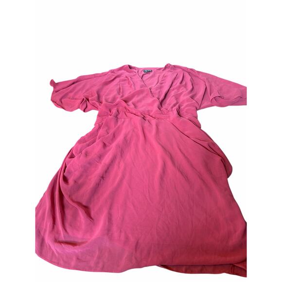 City Chic Pink Chiffon Dress - Size M/18 - Picture 10 of 11